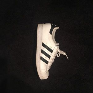 Adidas superstar women 10 or men 8 1/2